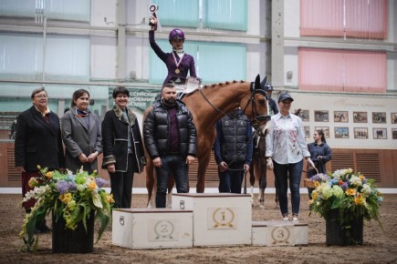 В Челябинске проходят всероссийские конные соревнования