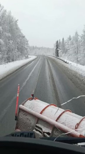 В Челябинской области дороги очищают от снега