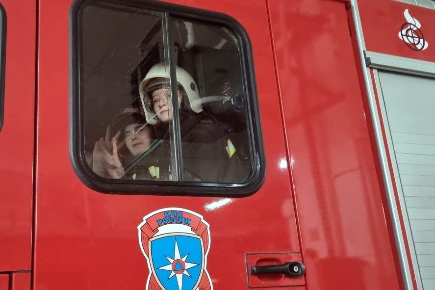 Кадеты на практике: первый шаг в профессию огнеборца Кадеты на практике: первый шаг в профессию огнеборца