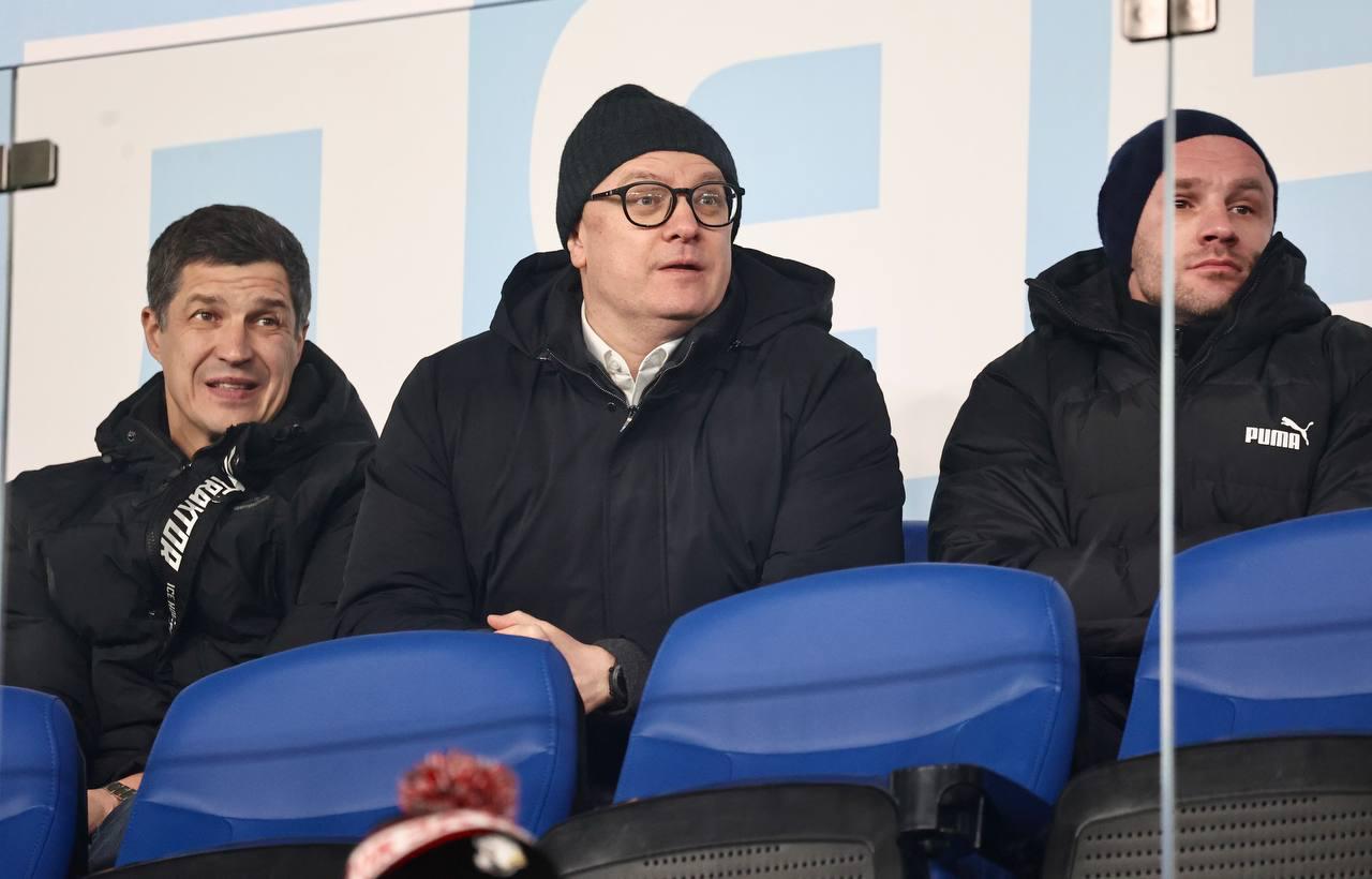 Эмоции Алексея Текслера на фантастическом матче ФК «Челябинск» Эмоции Алексея Текслера на фантастическом матче ФК «Челябинск»