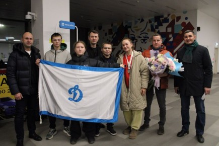 , 11 ,   . ..           ,  7-9      ()     ...