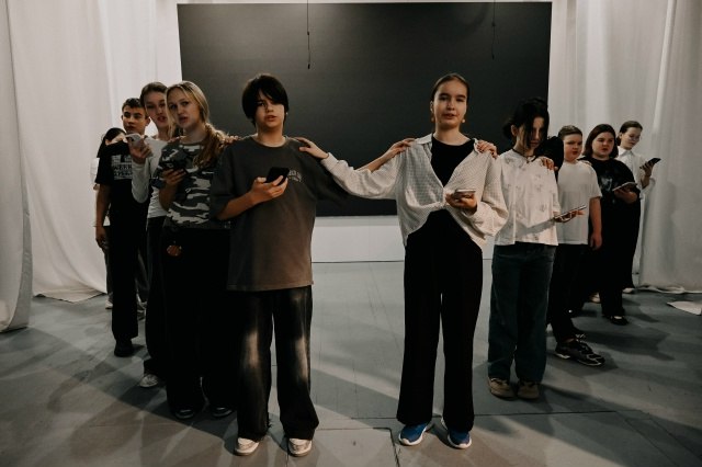 Путь к премьере. На базе Магнитогорского педагогического колледжа продолжаются занятия в рамках проекта «Социальный театр для НЕтрудных детей», который направлен на развитие творческого потенциала и социализацию подростков...