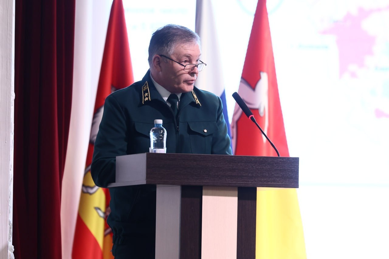 Алексей Текслер провел выездное областное совещание в Южноуральске Алексей Текслер провел выездное областное совещание в Южноуральске