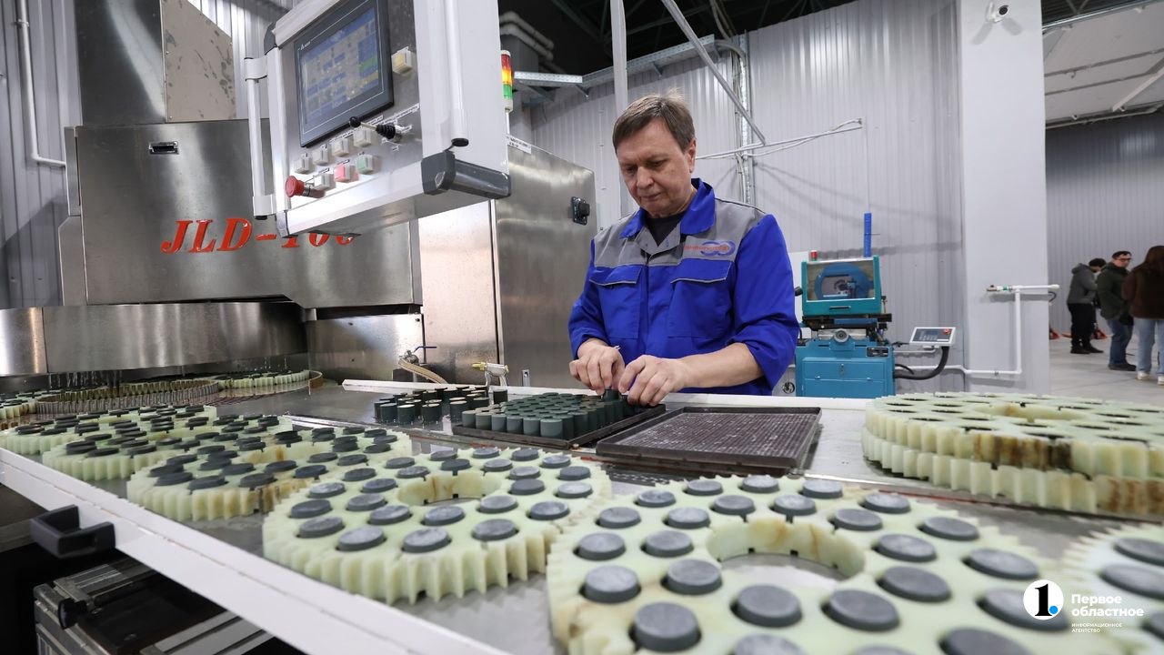 В Южноуральске запустили уникальное для страны производство варисторов В Южноуральске запустили уникальное для страны производство варисторов