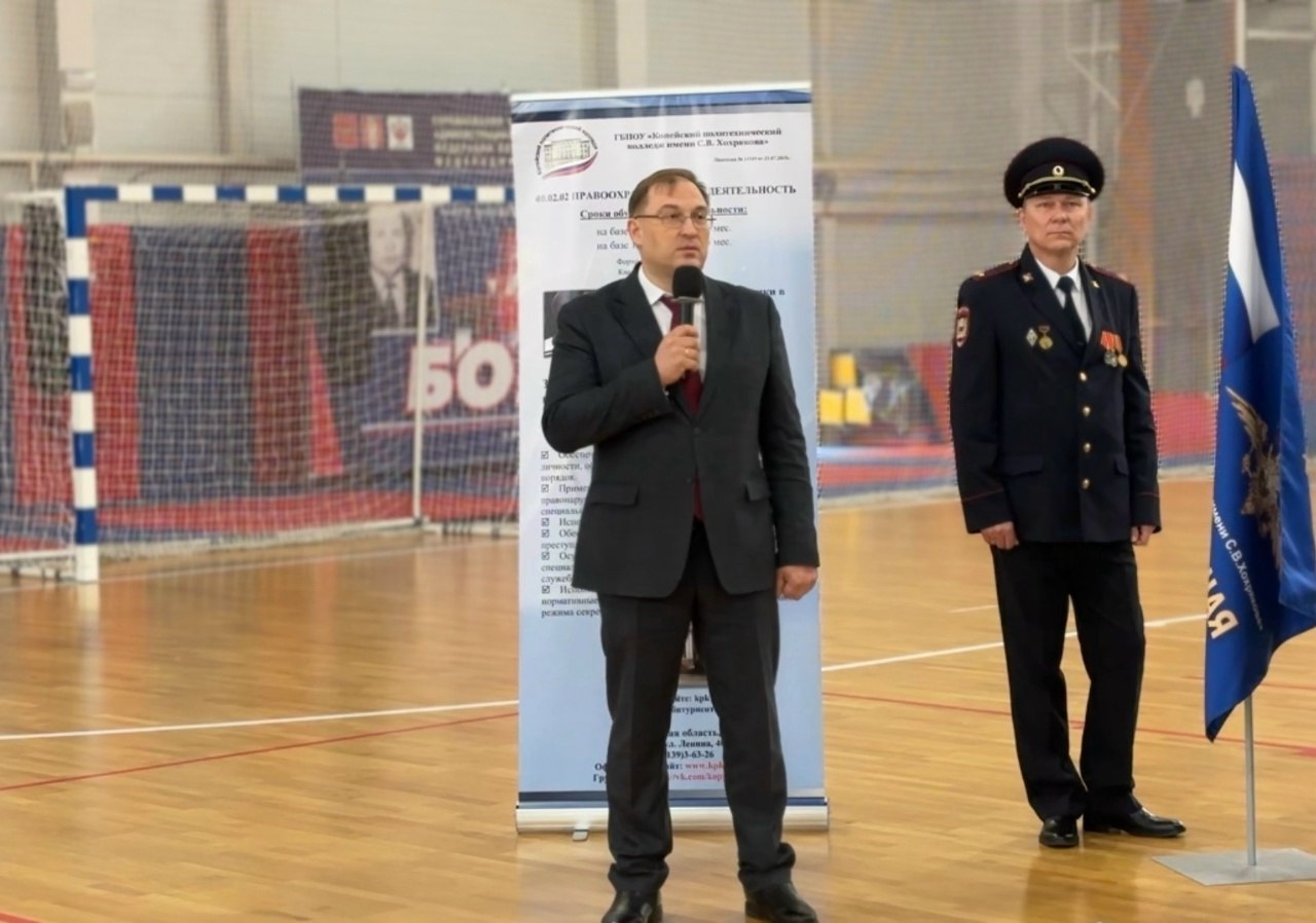 Копейские студенты приняли присягу Копейские студенты приняли присягу