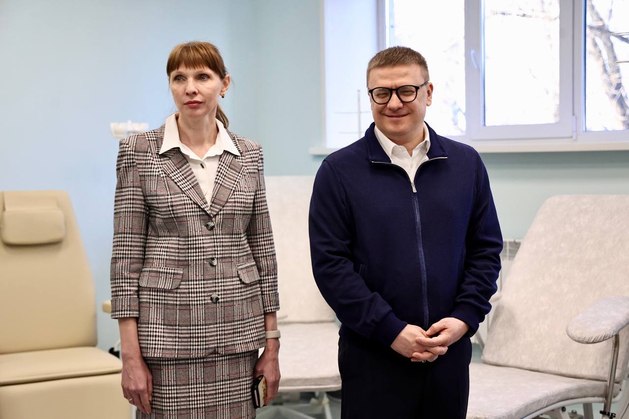 Алексей Текслер проверил обновлённый дневной стационар в Южноуральске Алексей Текслер проверил обновлённый дневной стационар в Южноуральске