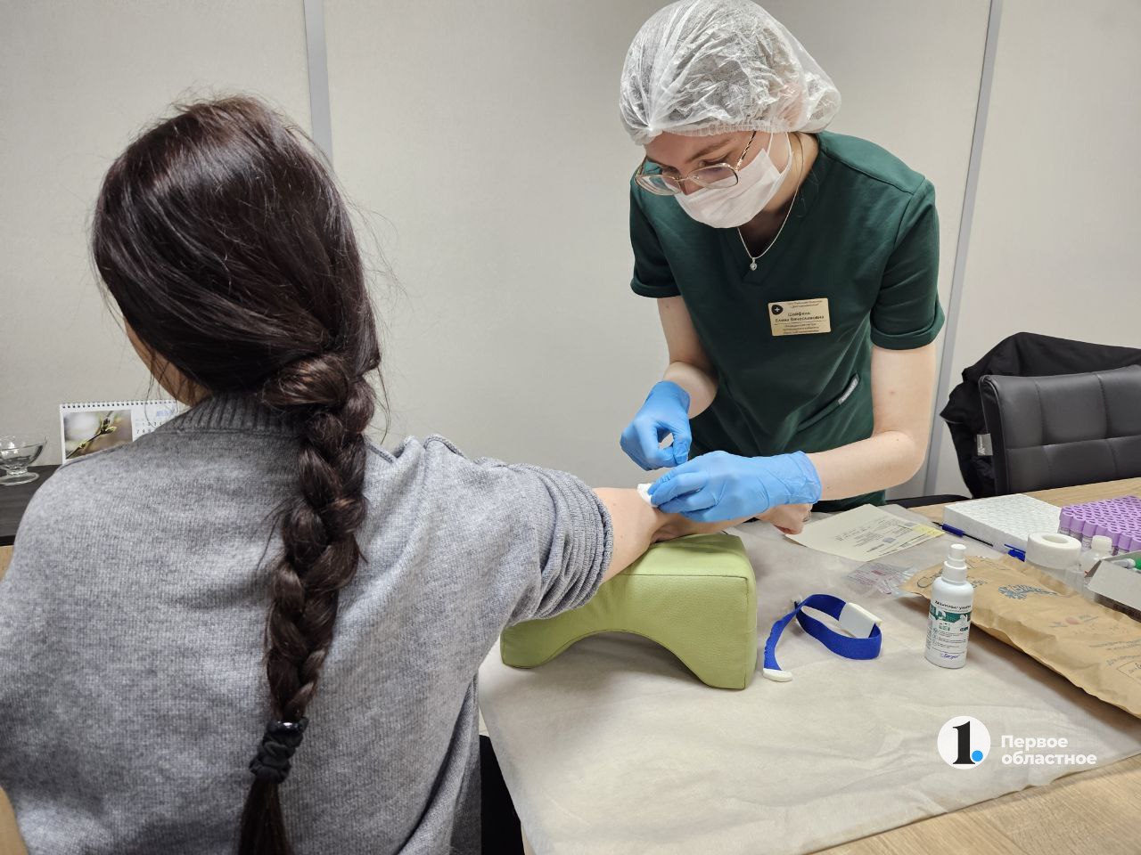 Поликлиники Челябинска проведут вечерний медосмотр 14 ноября