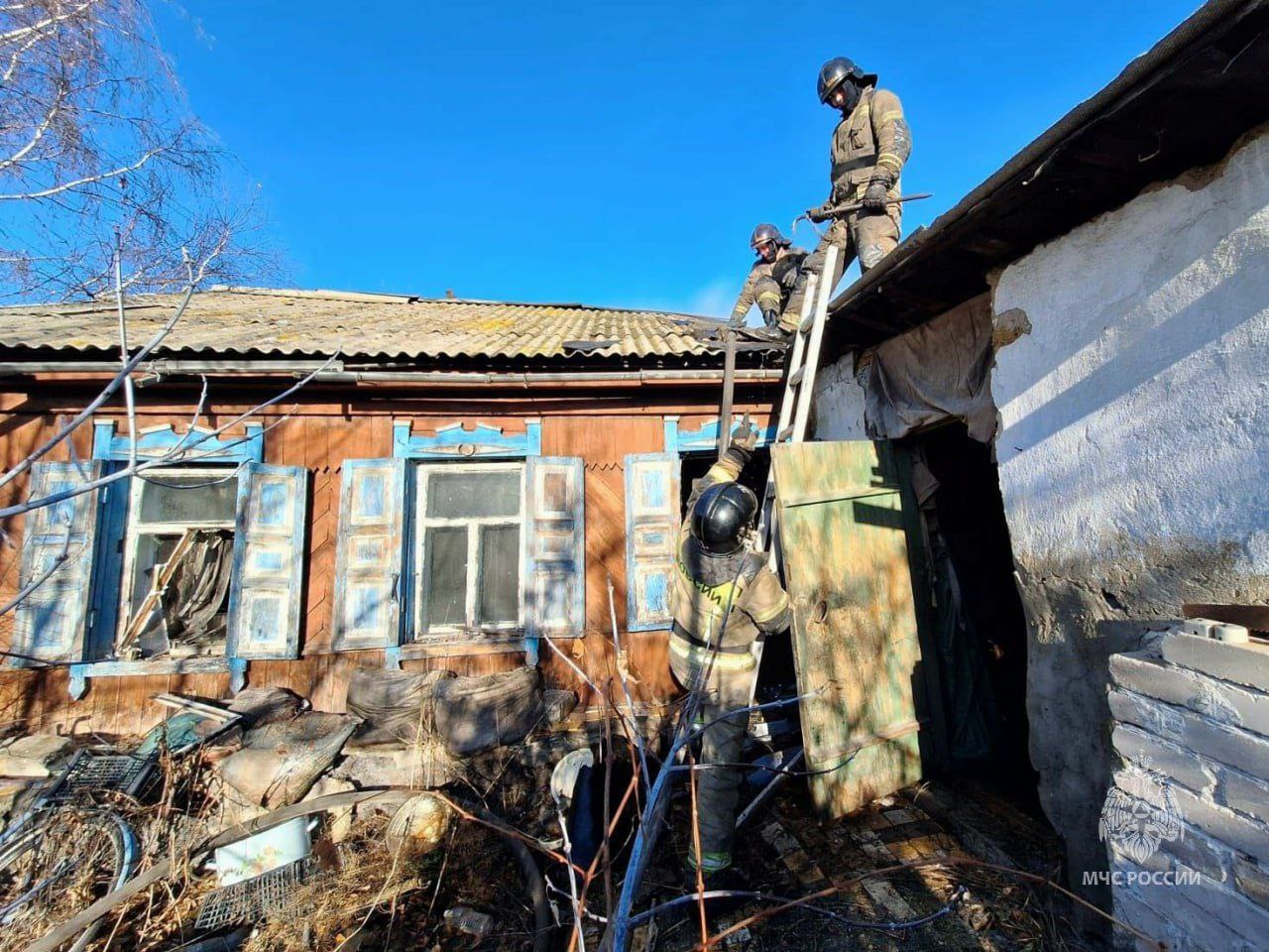 В Троицке на пожаре погиб пенсионер В Троицке на пожаре погиб пенсионер