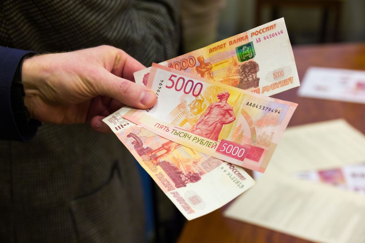 В Челябинске врачу стоматологии предлагают зарплату 400 тысяч рублей