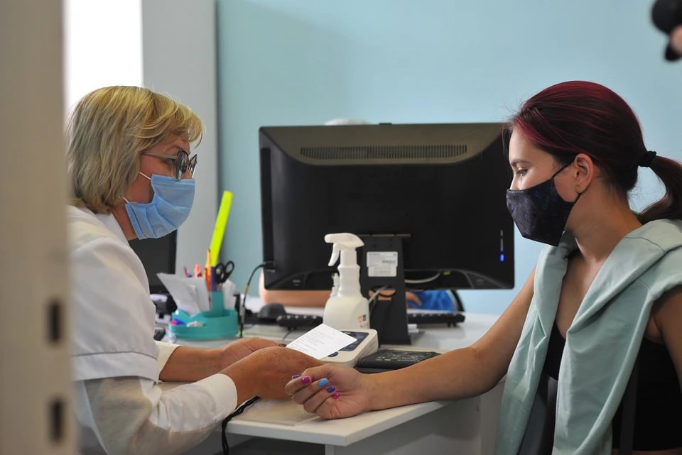 «Приходите всей семьей!»: бесплатные обследования в поликлиниках Челябинска можно будет пройти вечером 14 ноября