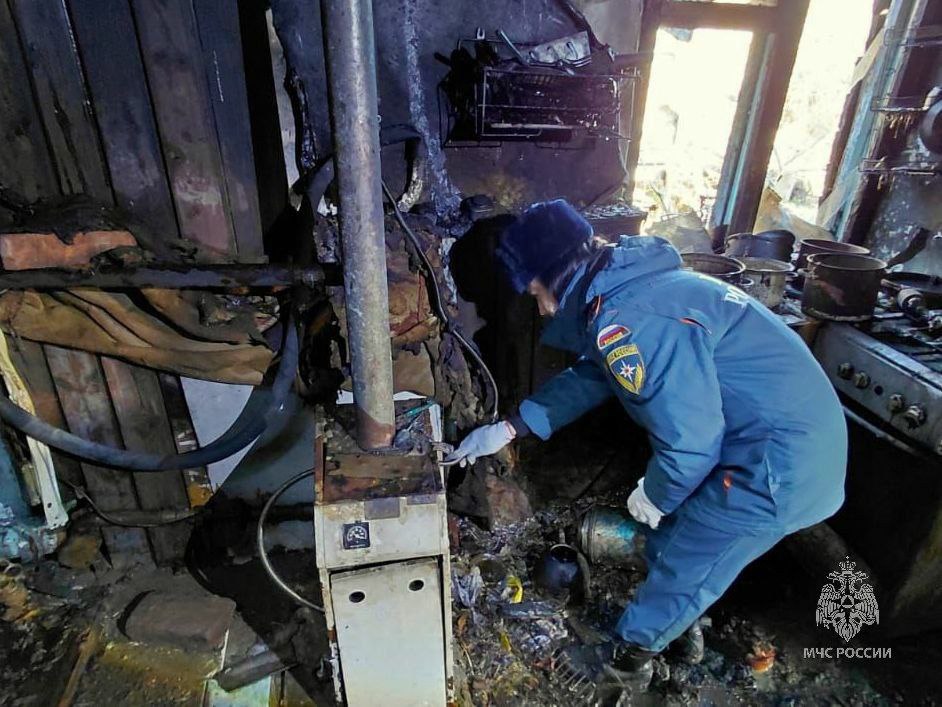 В Троицке на пожаре погиб пенсионер В Троицке на пожаре погиб пенсионер