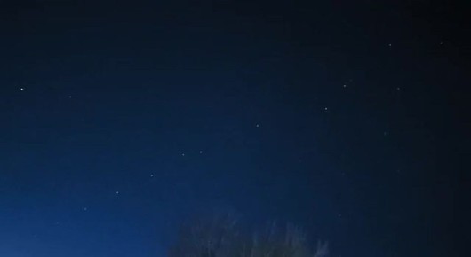 «Поезд» из спутников увидели сегодня ночью челябинцы над городом