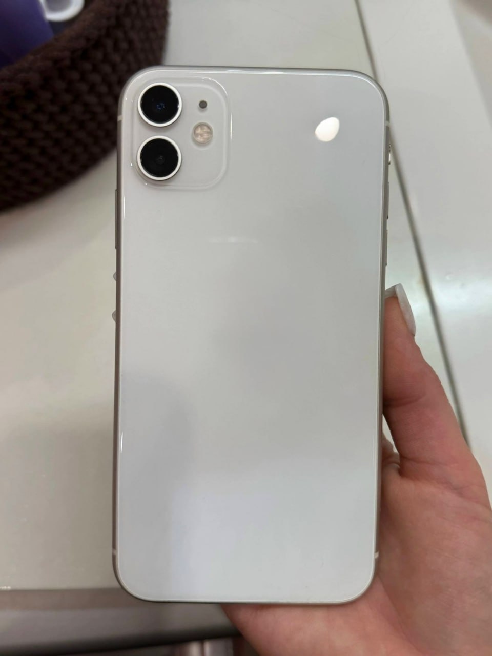 В Магнитогорске следователи городского УМВД вернули потерпевшему похищенный обманным путем мобильный телефон