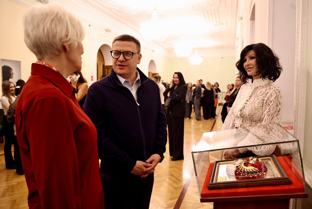 Алексей Текслер поздравил челябинский театр с «Золотой маской»