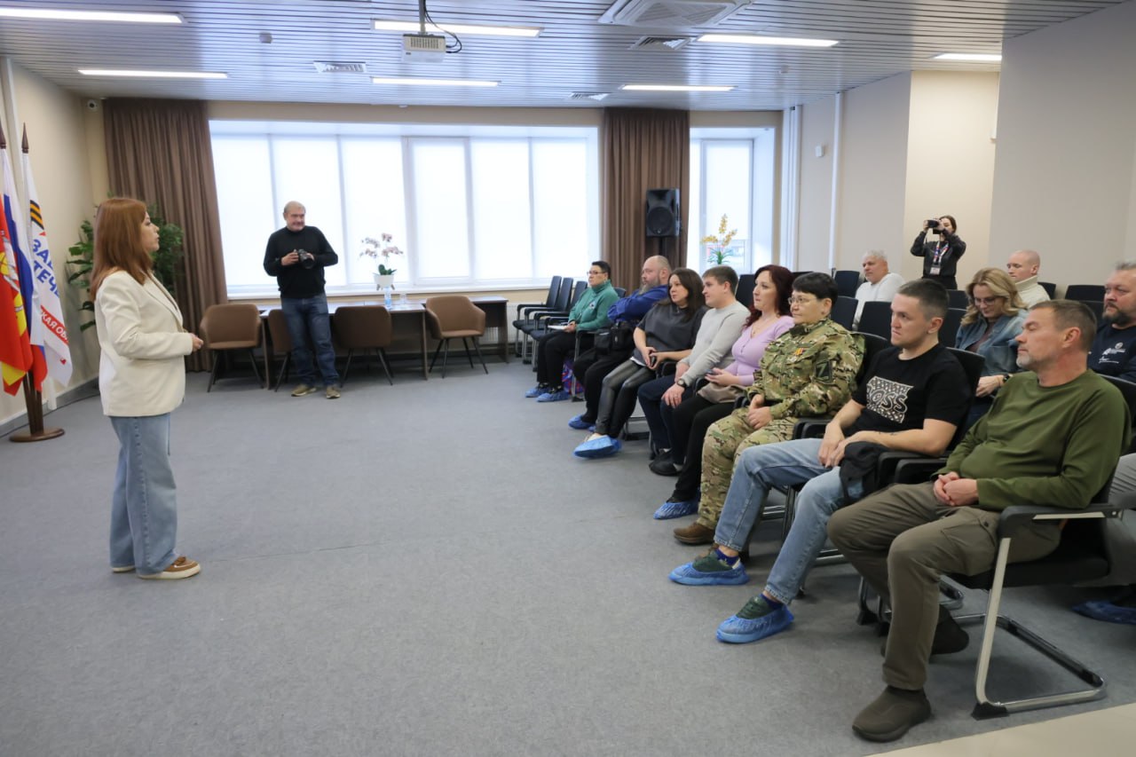 Ветераны СВО в Челябинске учатся искусству публичных выступлений Ветераны СВО в Челябинске учатся искусству публичных выступлений