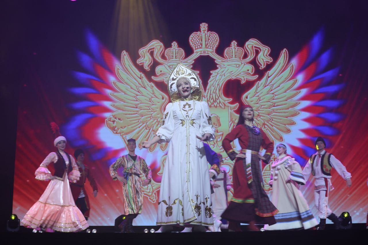 Артём Жога: Провели первый Фестиваль трудовых династий Уральского федерального округа Артём Жога: Провели первый Фестиваль трудовых династий Уральского федерального округа