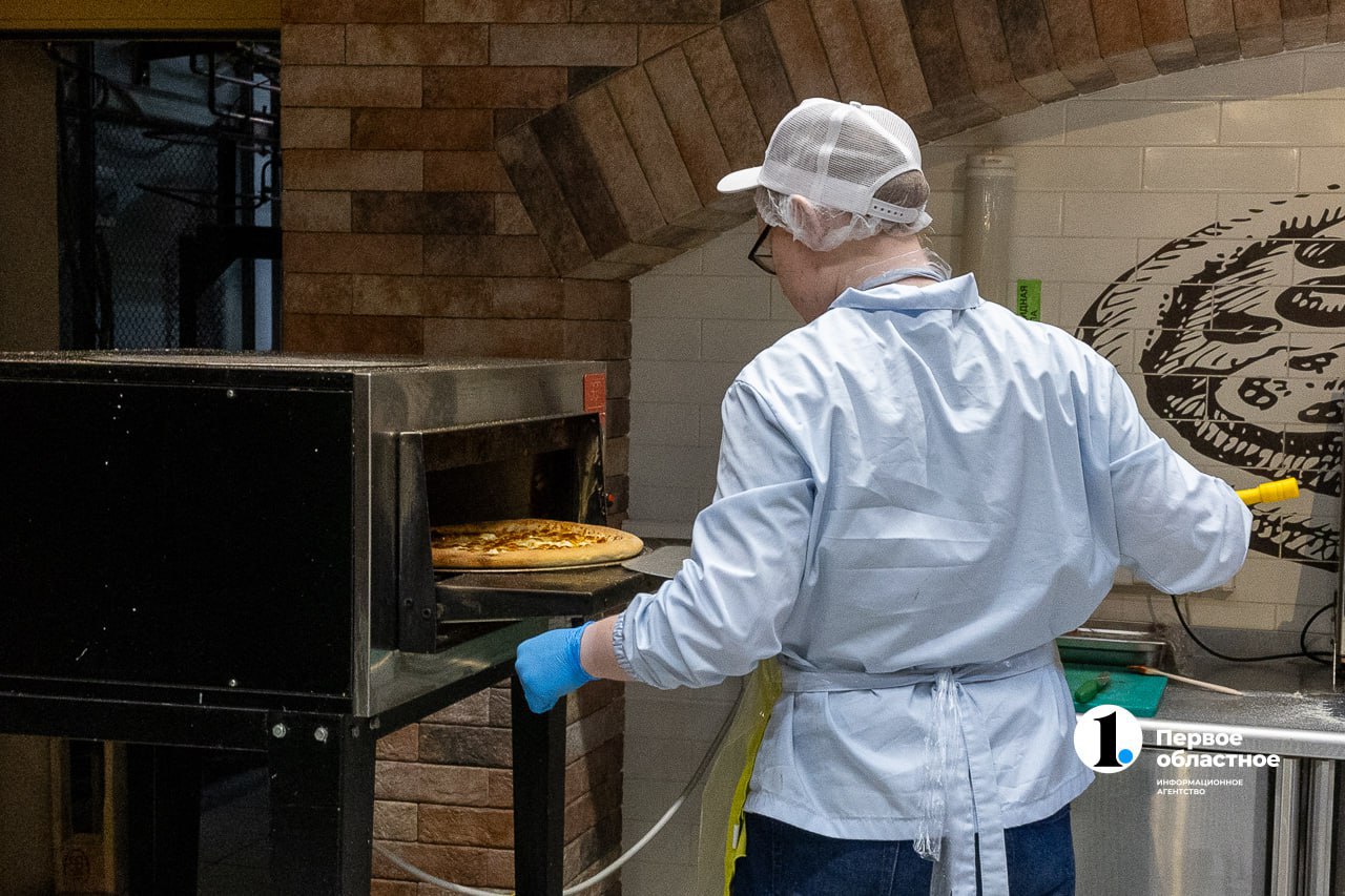 В день открытия «Гипер Ленты» челябинцы побежали искать знакомые товары и скидки В день открытия «Гипер Ленты» челябинцы побежали искать знакомые товары и скидки