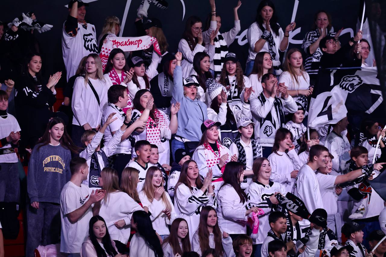 Это было больно. «Трактор» снова уступил «Автомобилисту» в Уральском дерби Это было больно. «Трактор» снова уступил «Автомобилисту» в Уральском дерби