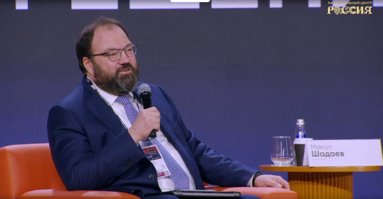 Александр Козлов рассказал о цифровой трансформации региона на главном ИТ-форуме страны Александр Козлов рассказал о цифровой трансформации региона на главном ИТ-форуме страны