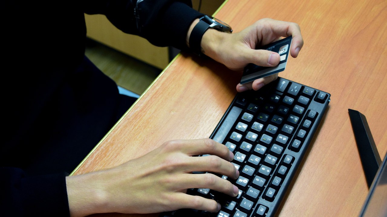 Мошенники начали обманывать жителей Челябинской области от имени "Почты России"