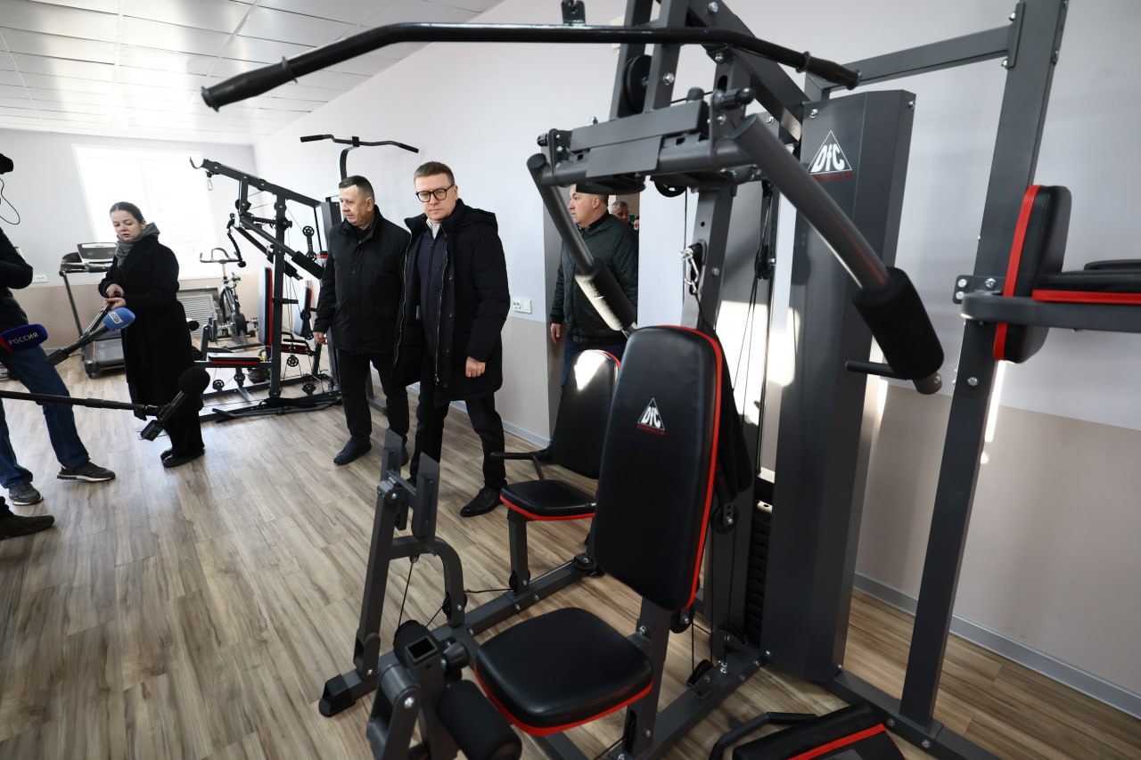 Сегодня губернатор Челябинской области Алексей Текслер работает в Красноармейском районе Сегодня губернатор Челябинской области Алексей Текслер работает в Красноармейском районе