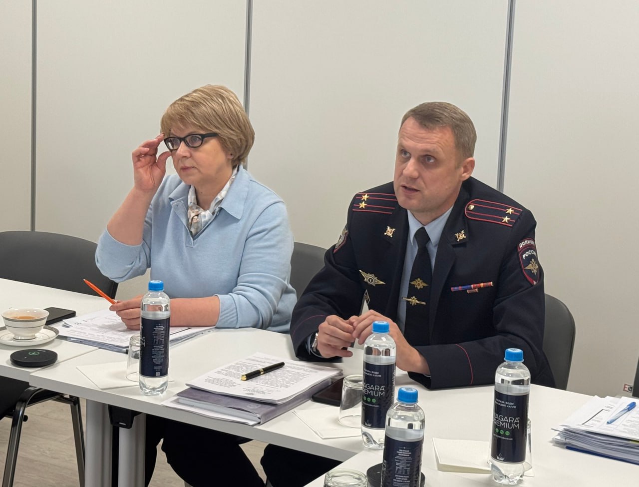 В Челябинске полицейские и педагоги обсудили совместные меры по профилактике подростковой преступности