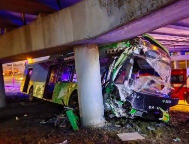 До двух миллионов на пострадавшего: в Челябинске пассажиры автобуса, врезавшегося в опору моста, получат компенсации