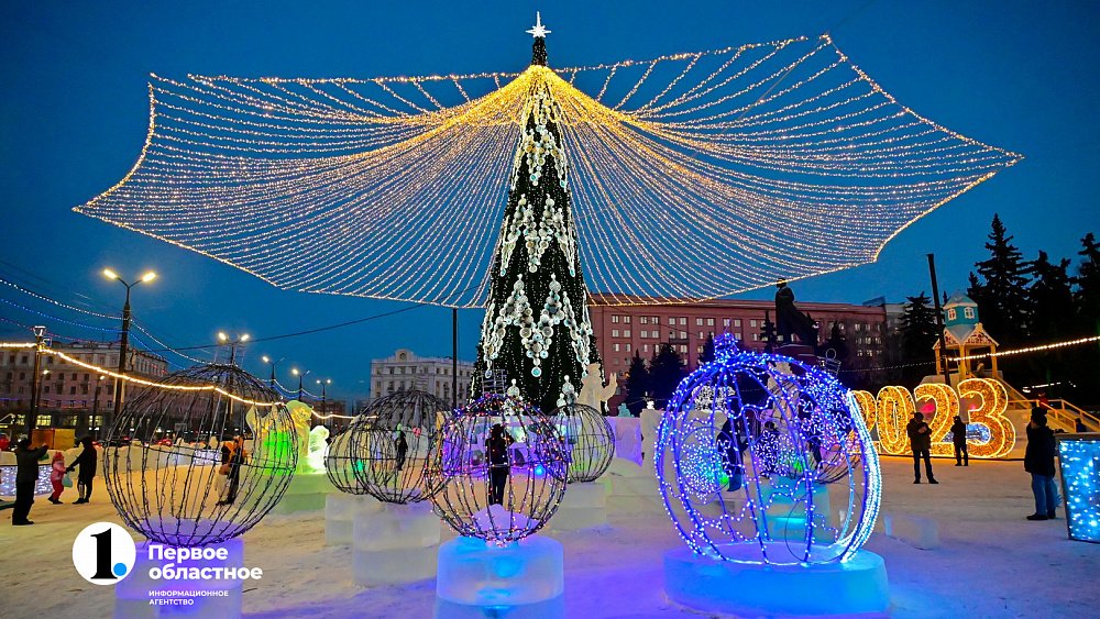 Челябинские школьники украсят городскую елку самодельными игрушками
