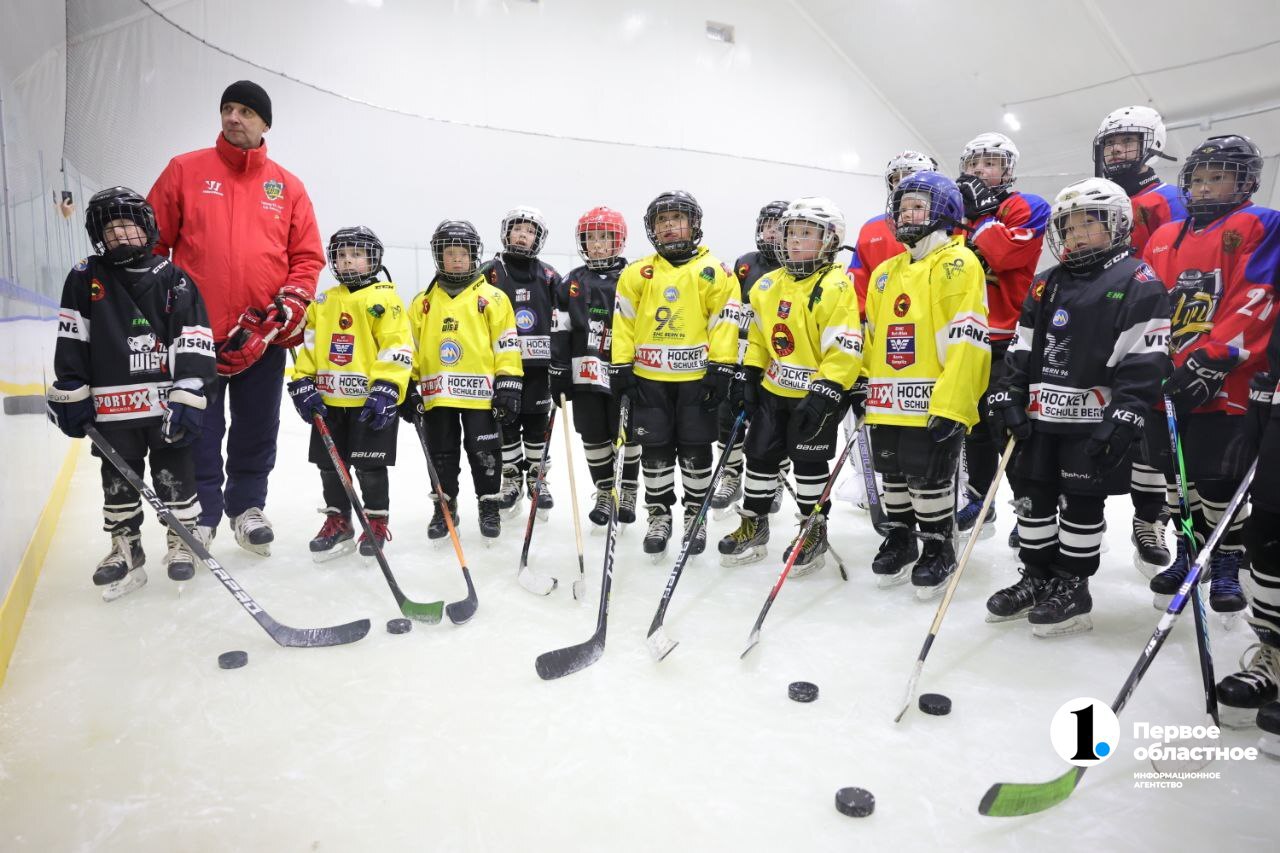 Новый крытый хоккейный корт открылся в селе Миасском! Новый крытый хоккейный корт открылся в селе Миасском!
