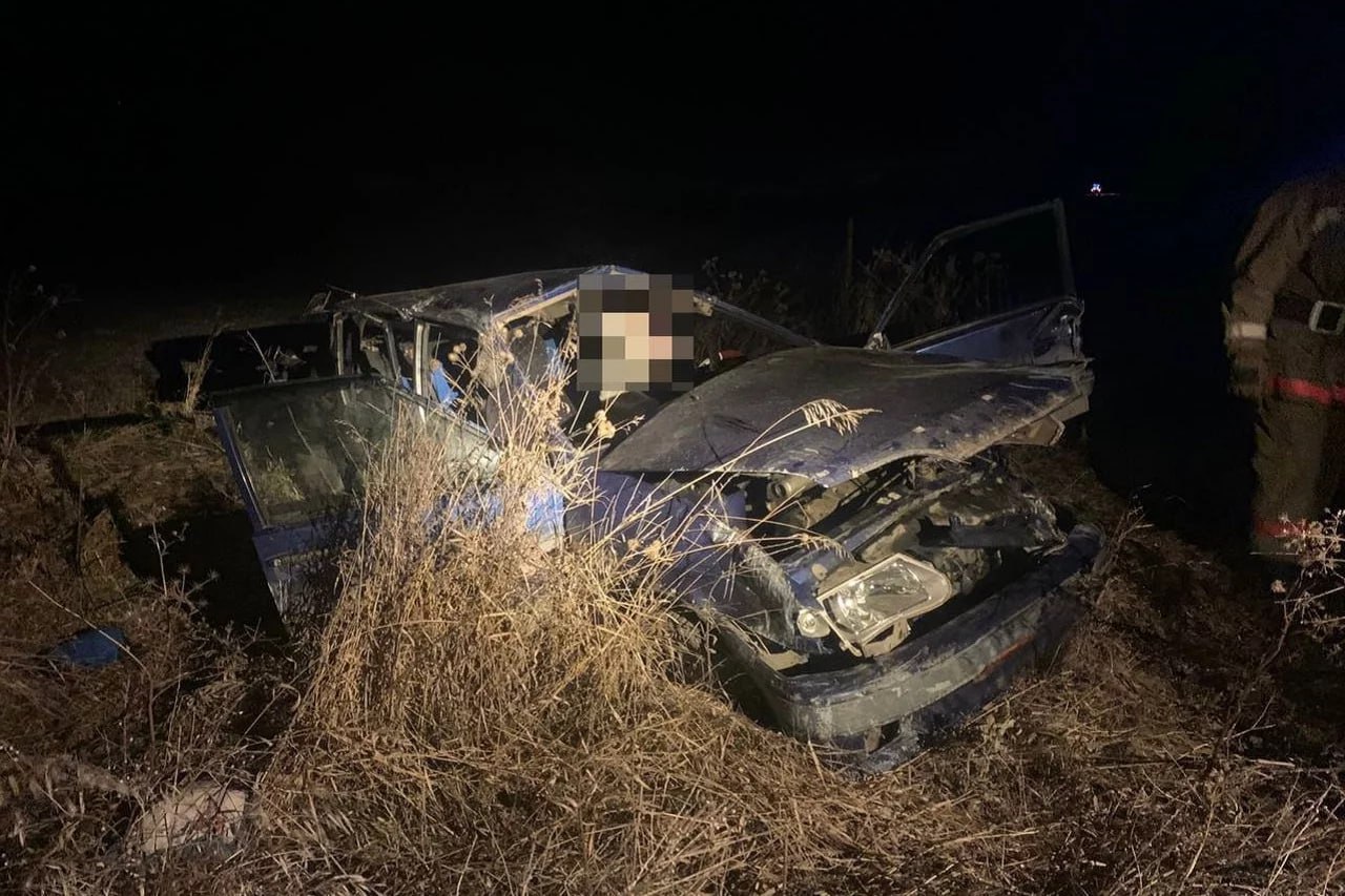 В перевернувшемся автомобиле под Миассом погибла 19-летняя девушка, трое пострадали