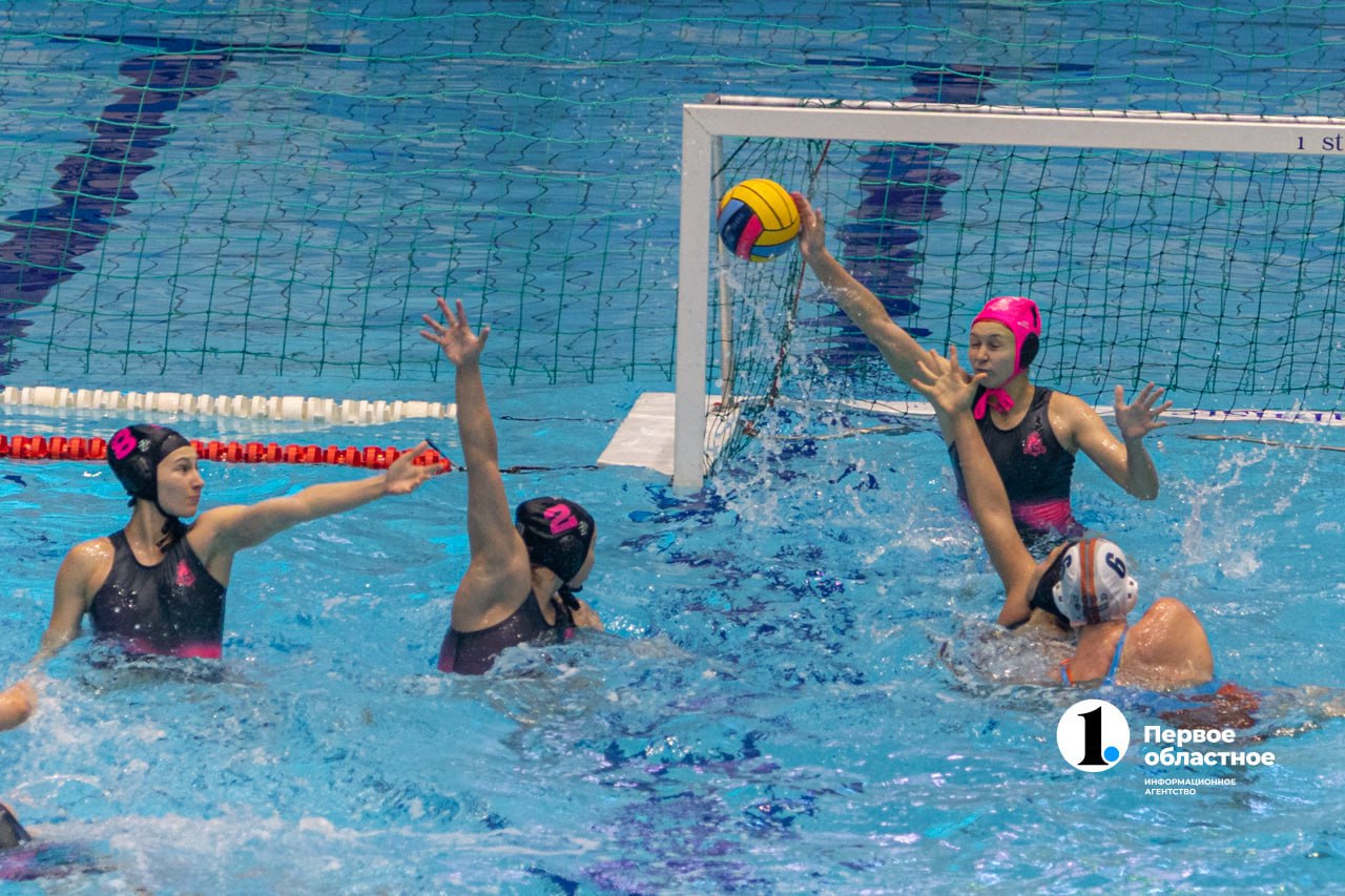 Команда «Динамо-Уралочка» отпраздновала свой юбилей победой в Суперсерии Команда «Динамо-Уралочка» отпраздновала свой юбилей победой в Суперсерии