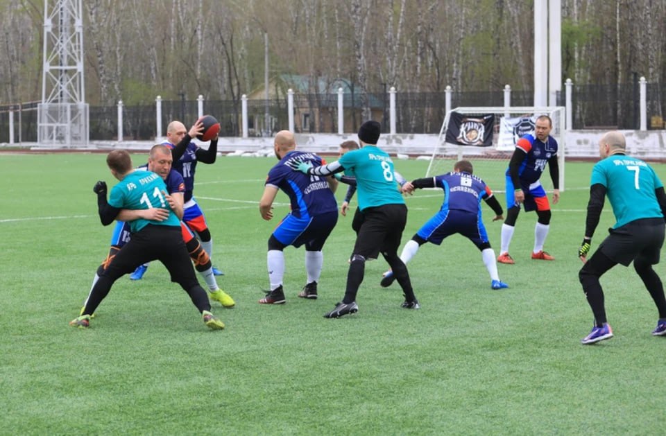 Атаман ватаги «Русичи» в Челябинске развивает древнерусскую игру килу