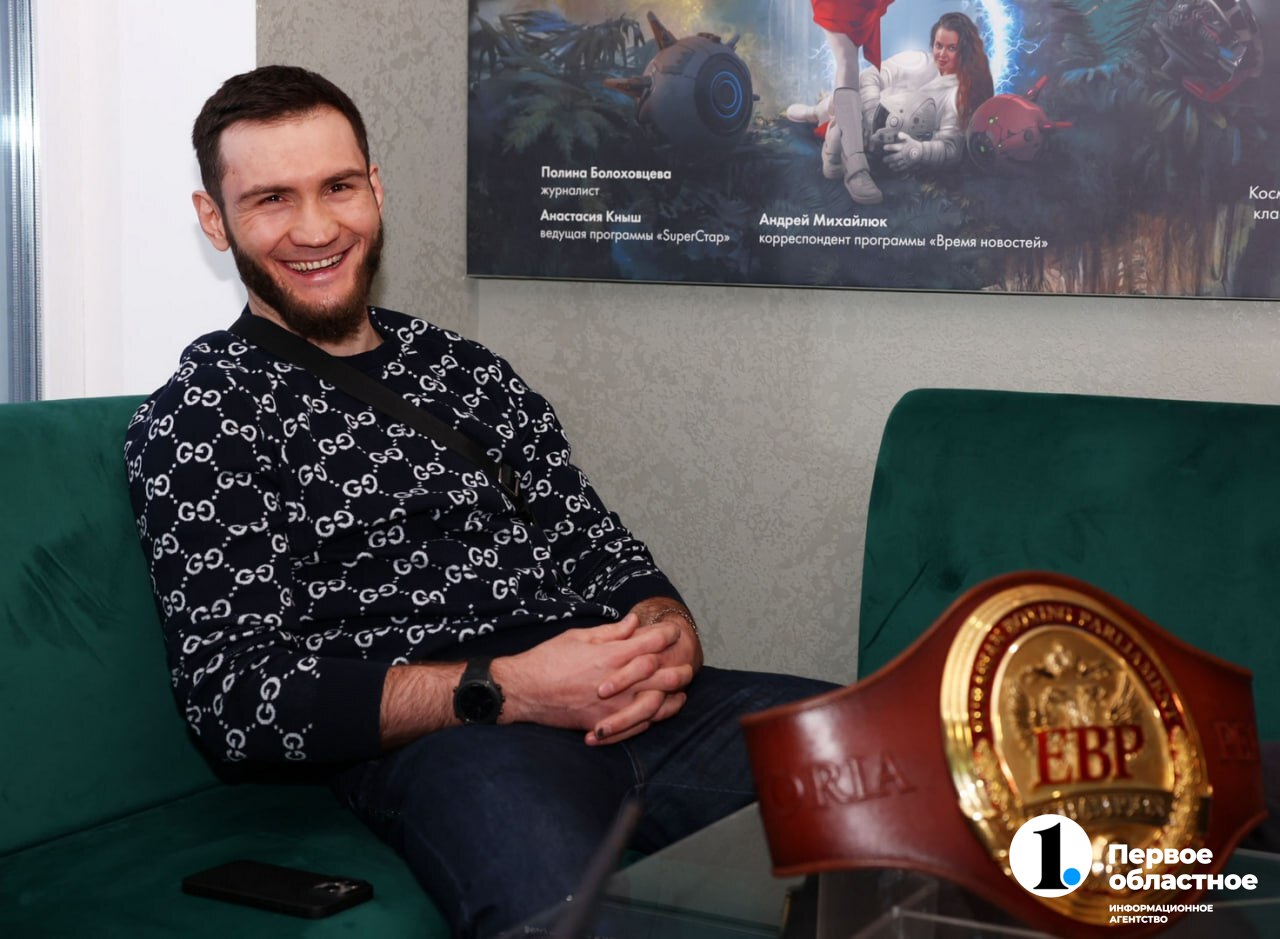 Боксер Бахрам Муртазалиев сразится в титульном бою с британцем Джошем Келли