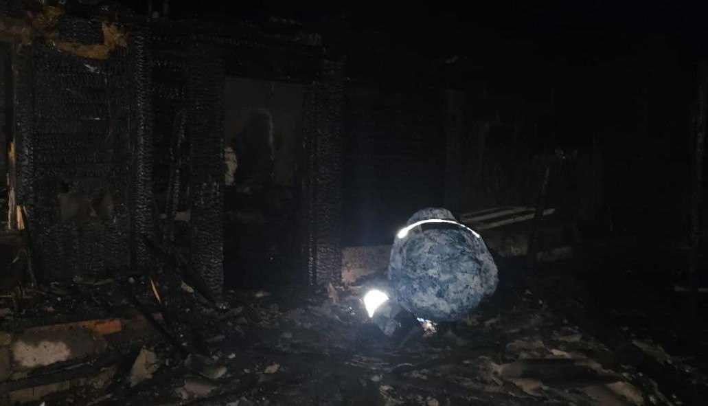 В Троицке полицейские задержали подозреваемую в убийстве путем поджога дома В Троицке полицейские задержали подозреваемую в убийстве путем поджога дома