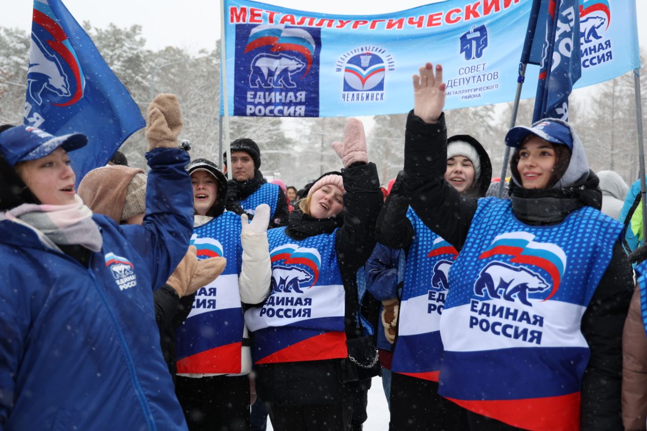 Челябинцы получили похвалы от Путина на юбилейном слете «Молодой гвардии»