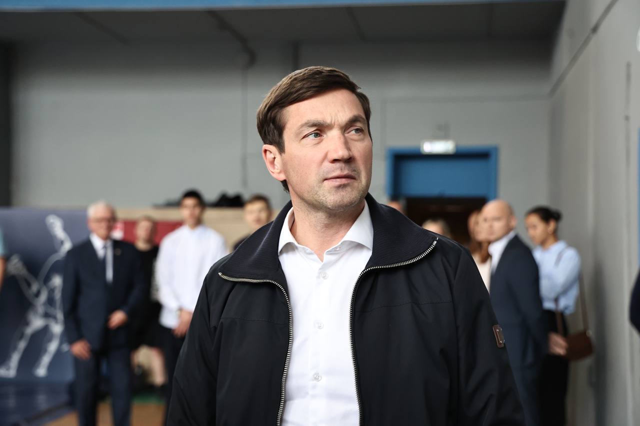 Мэр Челябинска любит спорт, а глава Коркино играл в рок-группе