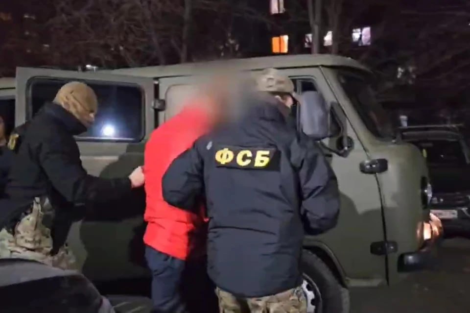 Помог супругам откупиться от сурового приговора: в Челябинске сотрудники ФСБ задержали адвоката