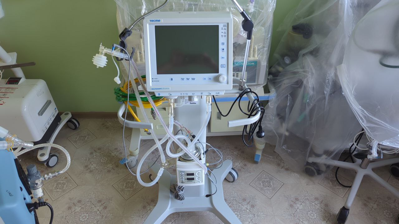 Южноуральская больница получила универсальный аппарат ИВЛ