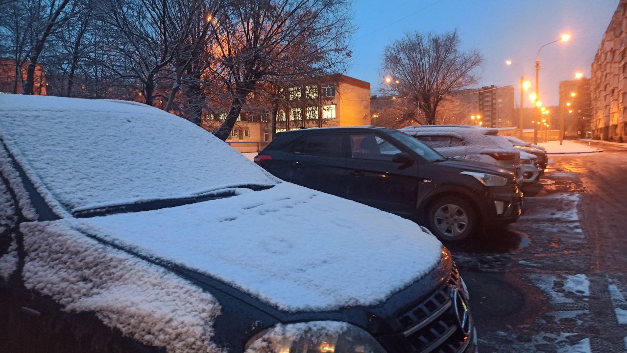 Наконец-то зима… или нет: Челябинск засыпало снегом, но задержатся ли сугробы? Наконец-то зима… или нет: Челябинск засыпало снегом, но задержатся ли сугробы?