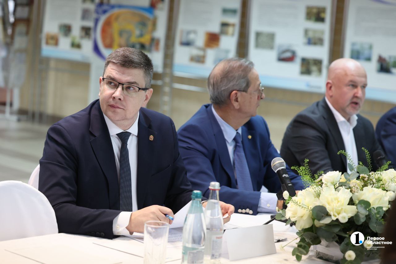 В Челябинской области будут внедрять беспилотную технику в горнодобычу В Челябинской области будут внедрять беспилотную технику в горнодобычу