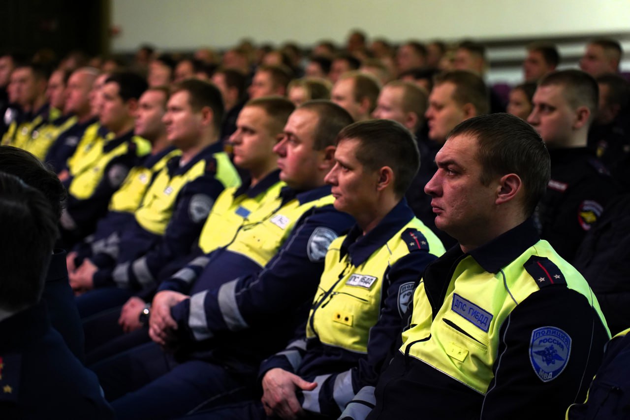 Сводный отряд полицейских Южного Урала сменит своих коллег в Северо-Кавказском регионе Сводный отряд полицейских Южного Урала сменит своих коллег в Северо-Кавказском регионе