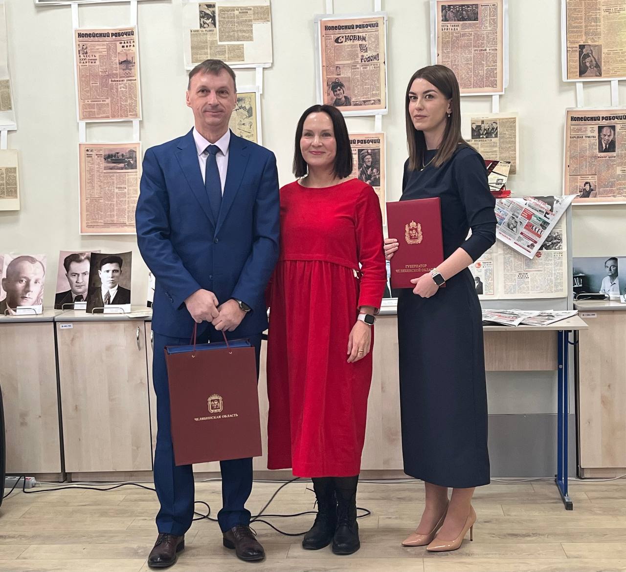 Глава Копейска поздравила газету «Копейский рабочий» с 95-летним юбилеем Глава Копейска поздравила газету «Копейский рабочий» с 95-летним юбилеем