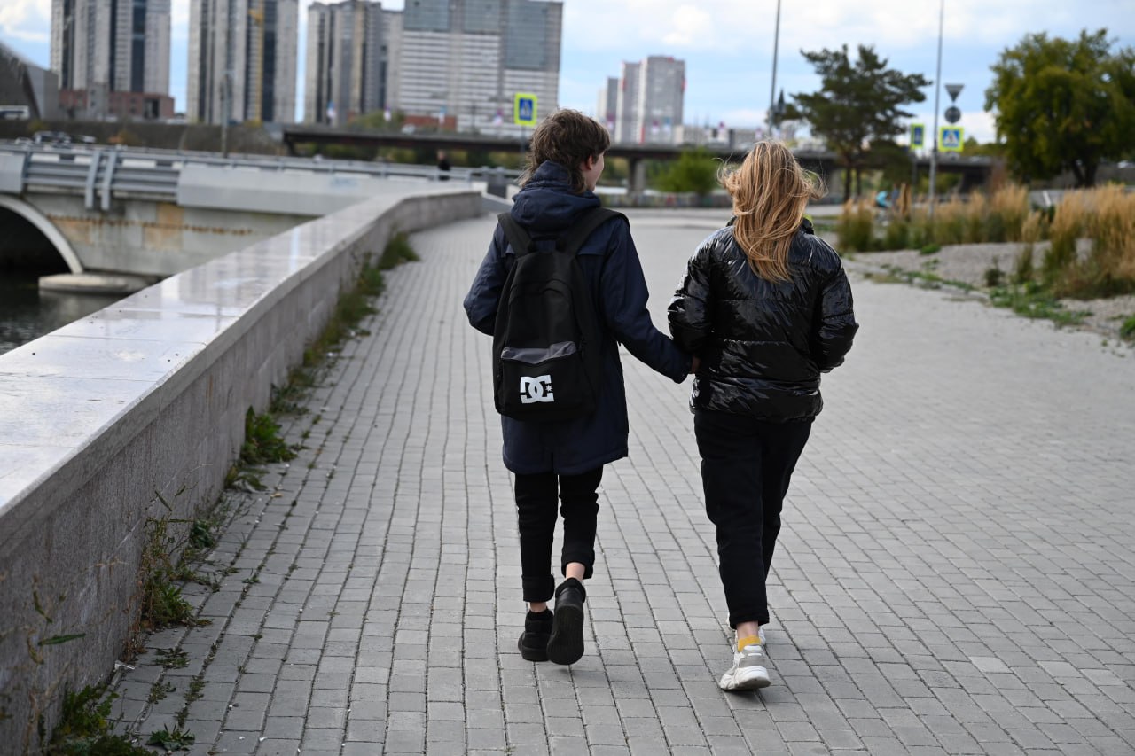 Врач из Челябинска объяснил риски набирающего обороты нового тренда у молодежи