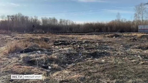 На переезде, где поезд столкнулся с мусоровозом, провели ликбез для водителей