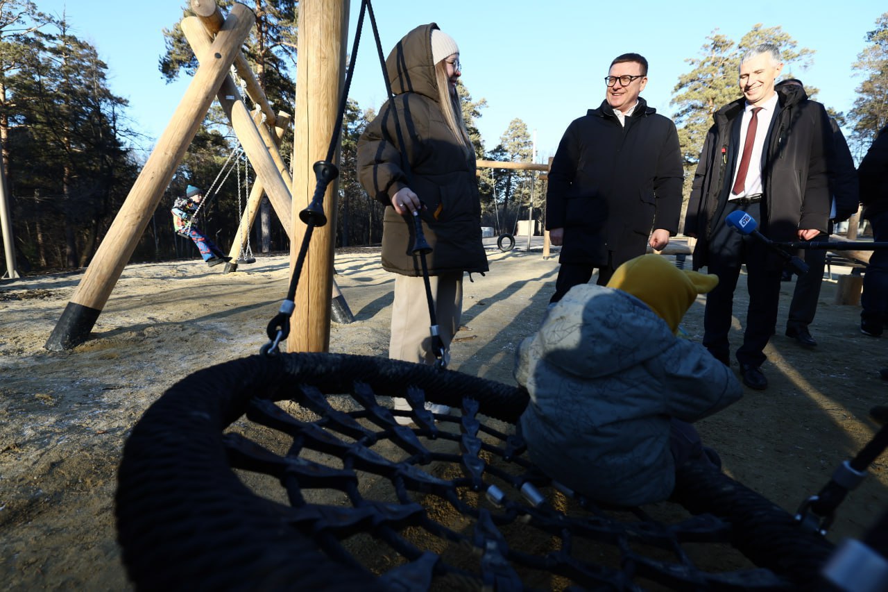 Губернатор Алексей Текслер поручил сохранить аттракционы в парке Автозаводцев в Миассе Губернатор Алексей Текслер поручил сохранить аттракционы в парке Автозаводцев в Миассе