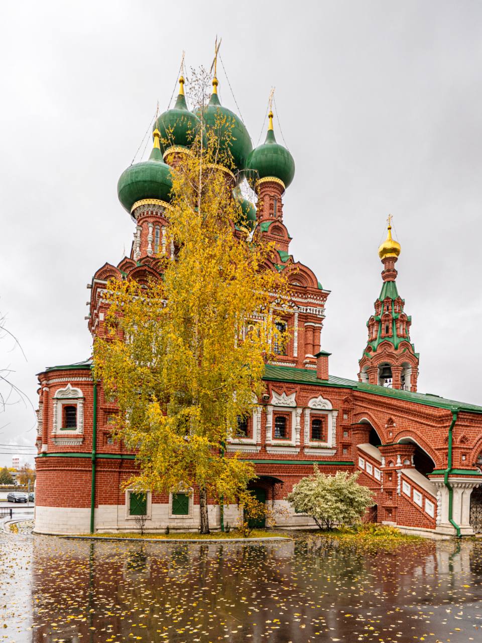 Церковь Троицы Живоначальной в Останкино прекрасна и снаружи, и внутри Церковь Троицы Живоначальной в Останкино прекрасна и снаружи, и внутри