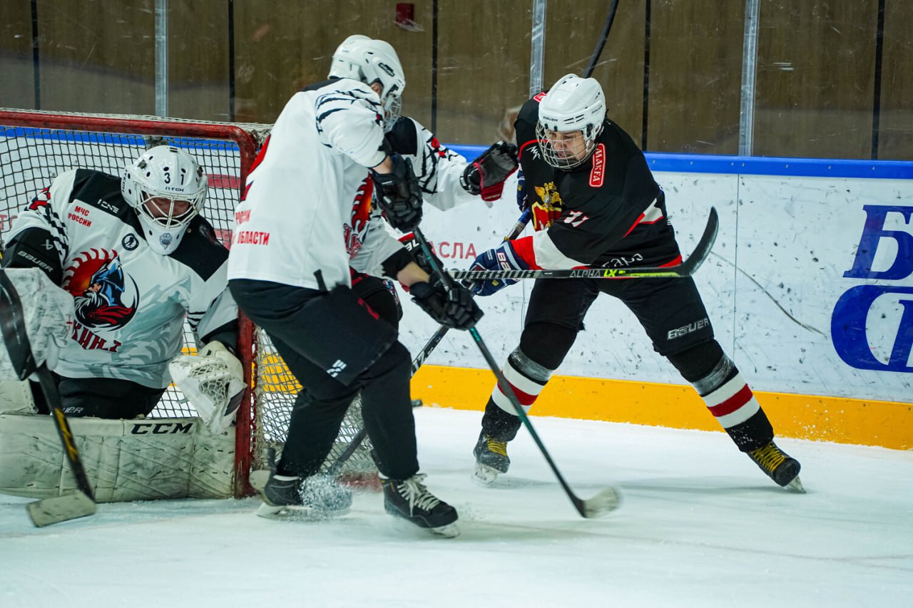 В Челябинске стартовал региональный этап Офицерской хоккейной лиги В Челябинске стартовал региональный этап Офицерской хоккейной лиги