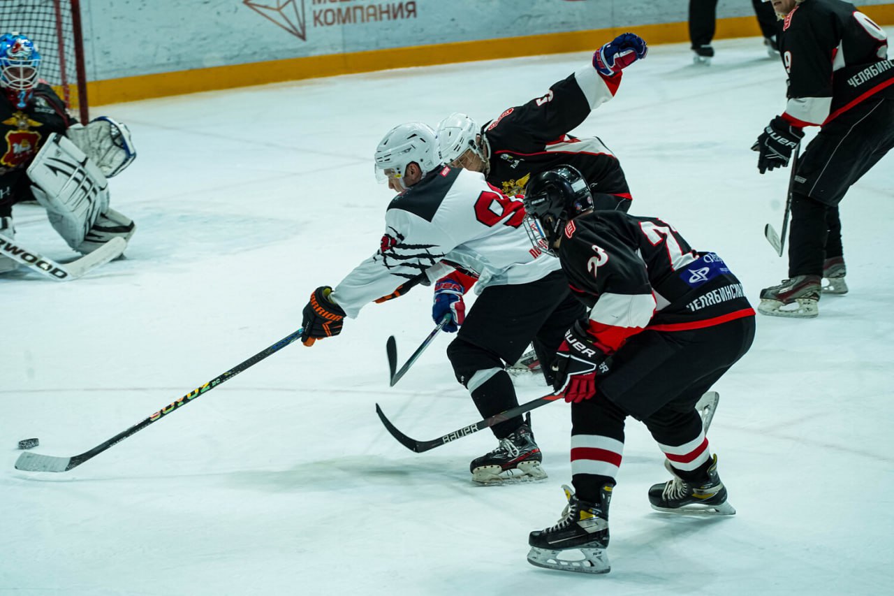 В Челябинске стартовал региональный этап Офицерской хоккейной лиги В Челябинске стартовал региональный этап Офицерской хоккейной лиги