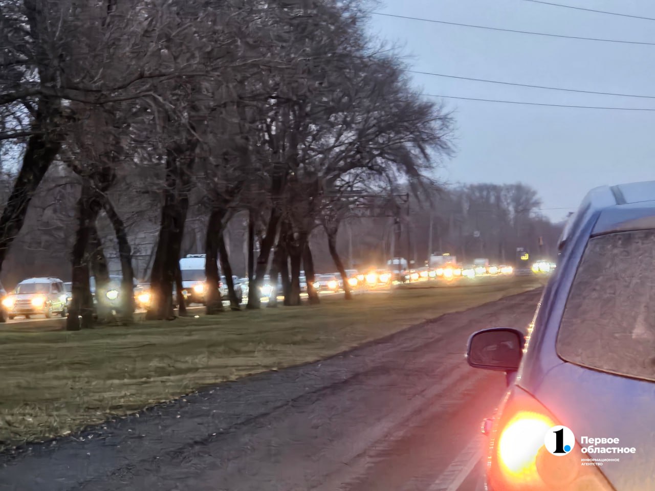 Почему с утра стоял Свердловский тракт, рассказали в ГАИ