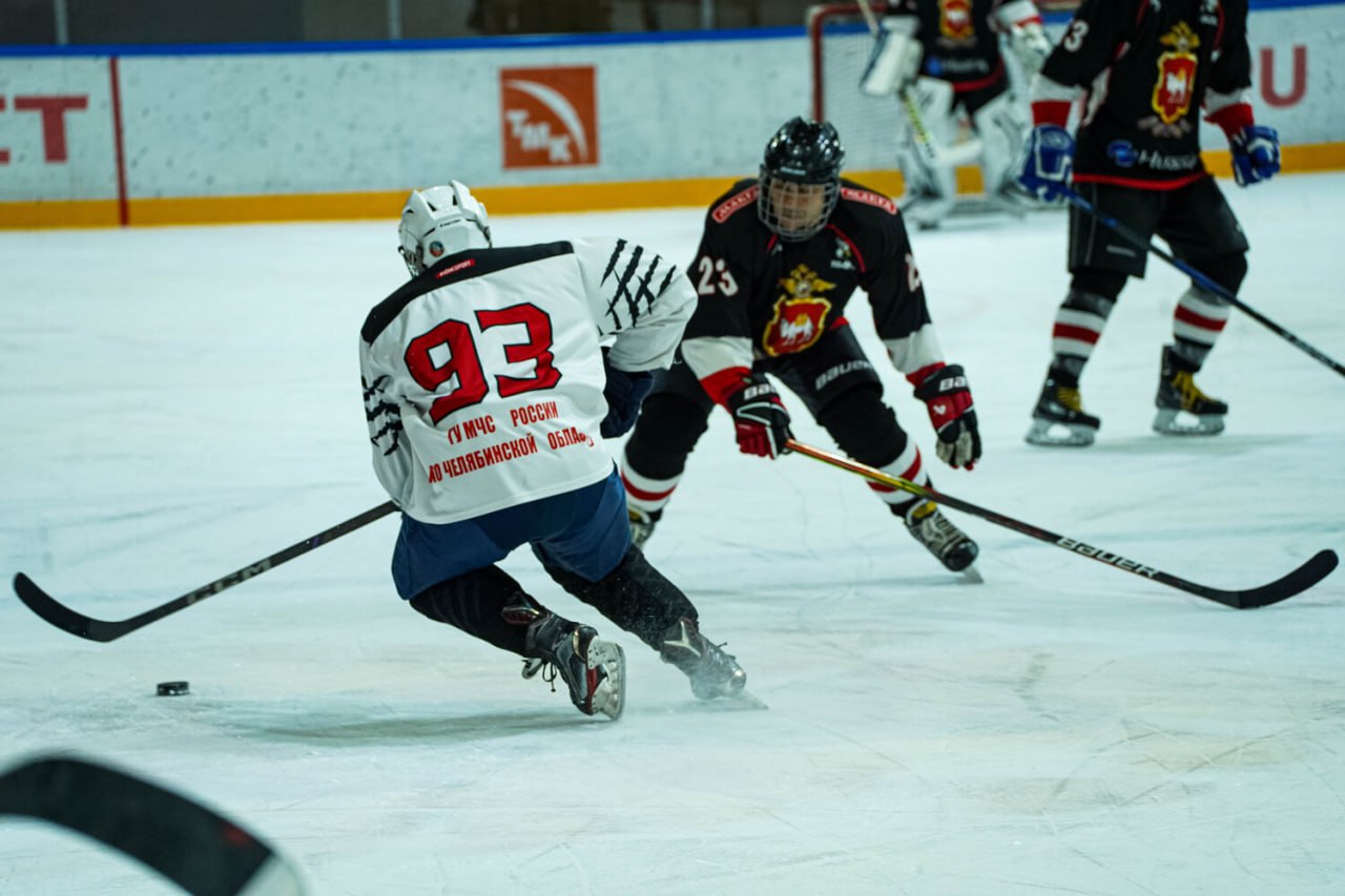 В Челябинске стартовал региональный этап Офицерской хоккейной лиги В Челябинске стартовал региональный этап Офицерской хоккейной лиги